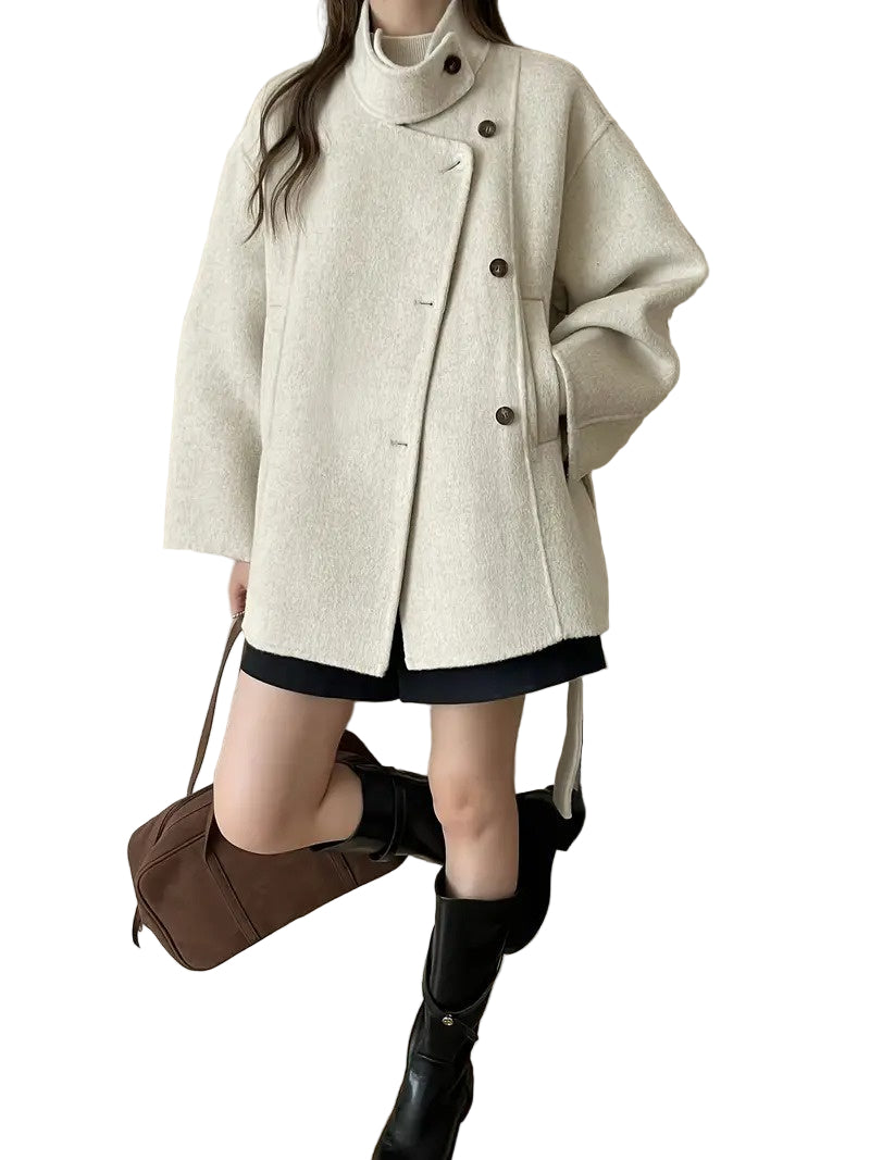 Damski Krótki Płaszcz z Paskiem