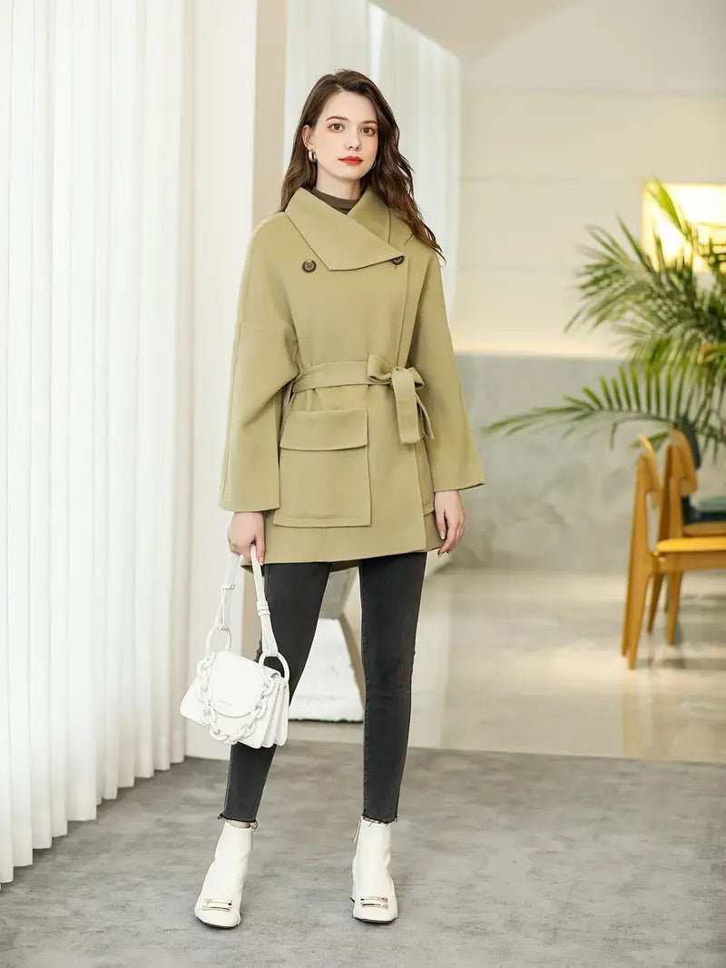 Damski Płaszcz z Paskiem